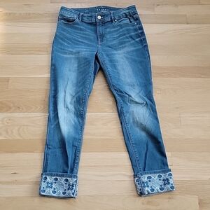 White House Black Market Blue and White Ankle Cropped Pants